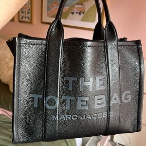 Marc Jacobs Medium Leather Tote Bag